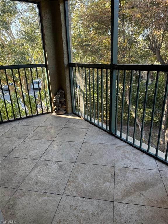 SAN MIRAGE - Residential Lease