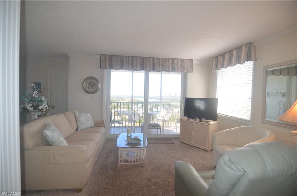 BEACH AND TENNIS CLUB - Residential