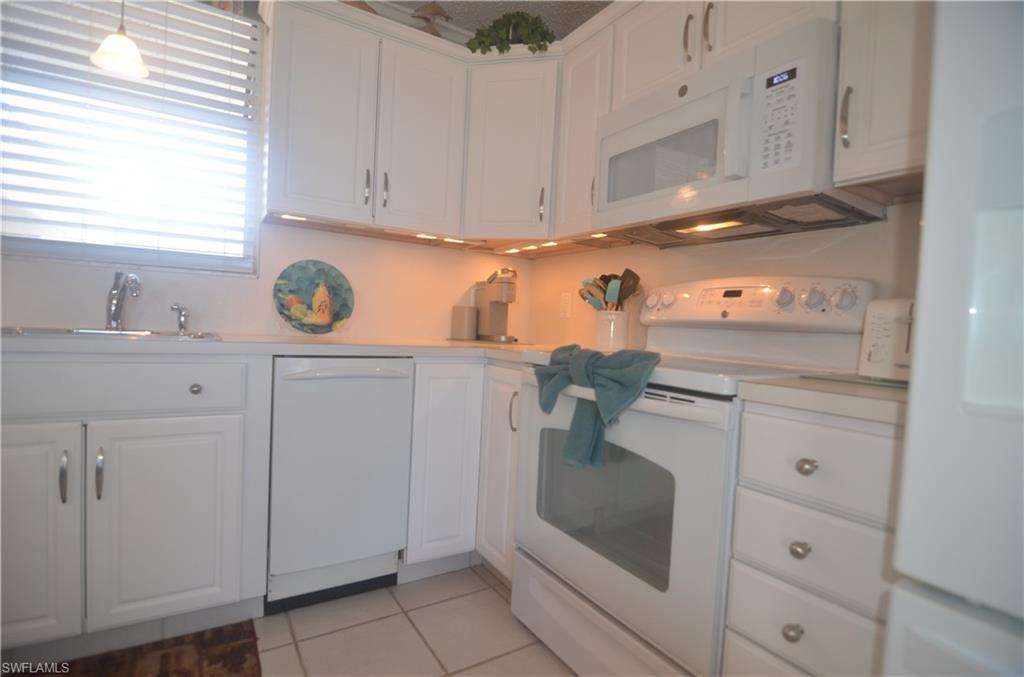 BEACH AND TENNIS CLUB - Residential