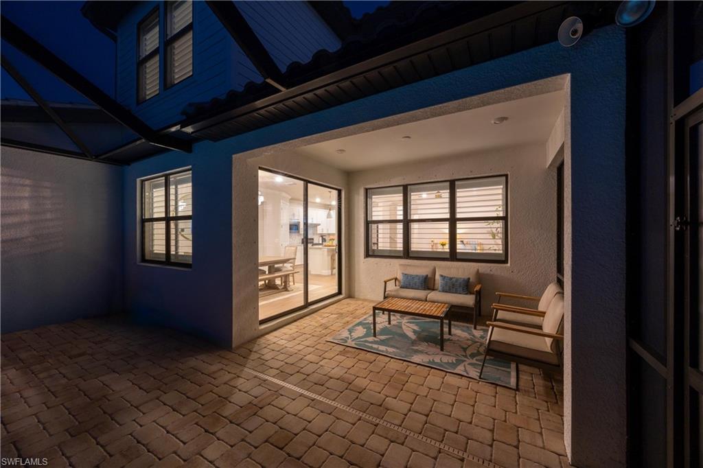 WINDING CYPRESS - Residential