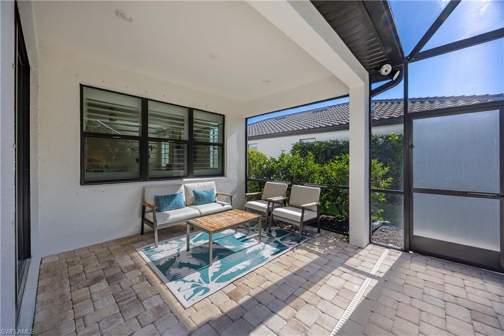 WINDING CYPRESS - Residential