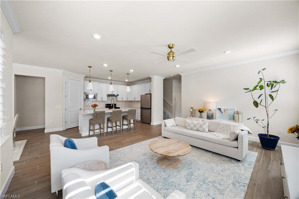 WINDING CYPRESS - Residential