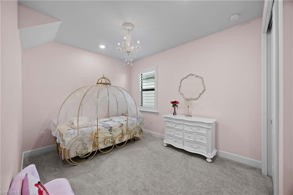 WINDING CYPRESS - Residential