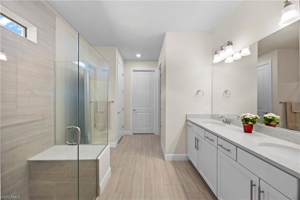 WINDING CYPRESS - Residential