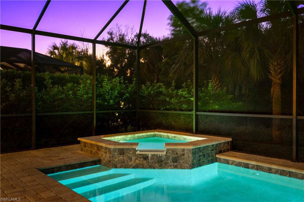 WINDING CYPRESS - Residential