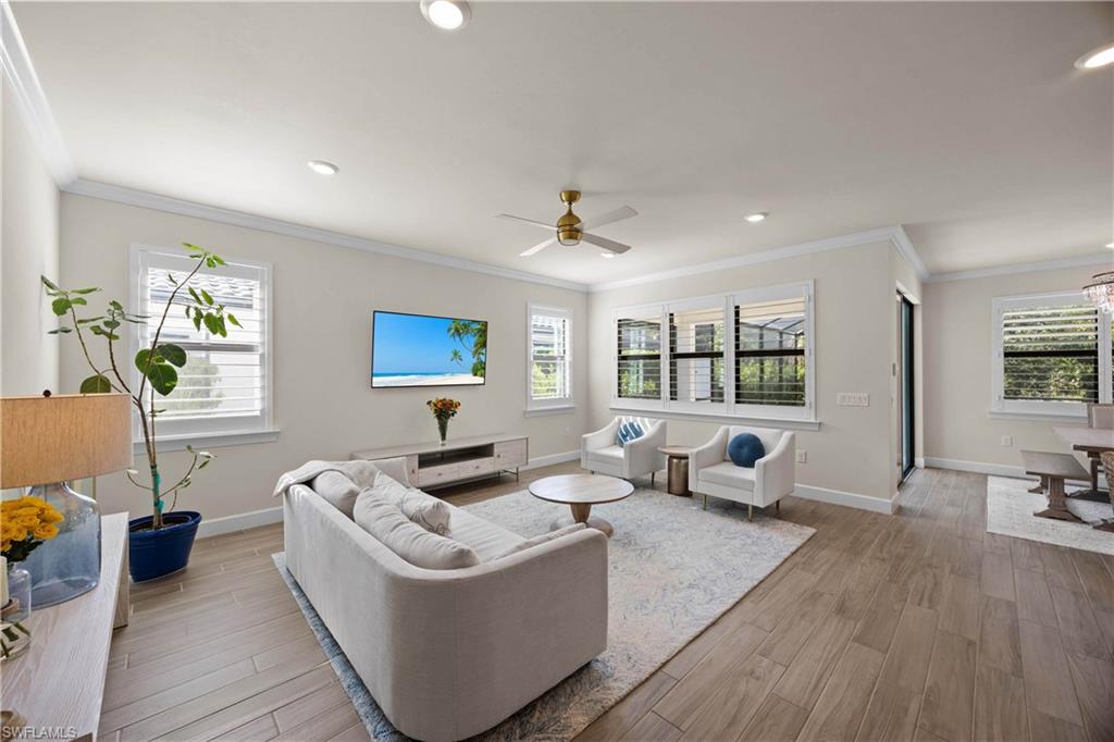 WINDING CYPRESS - Residential