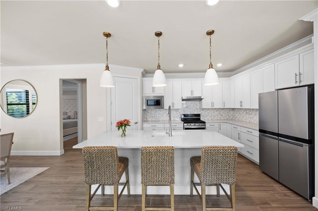 WINDING CYPRESS - Residential