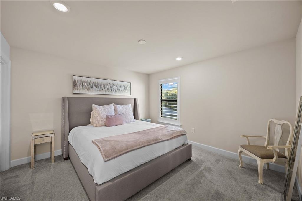 WINDING CYPRESS - Residential