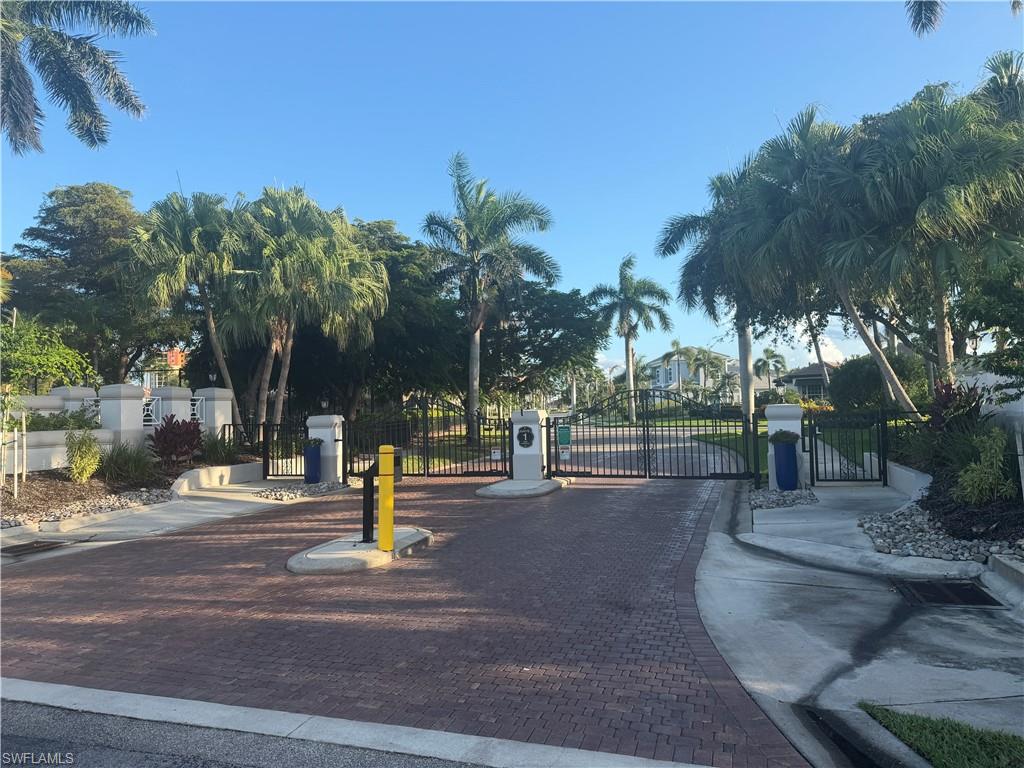 CAPE HARBOUR - Residential