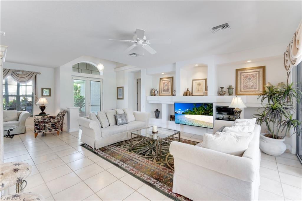 CAPE HARBOUR - Residential