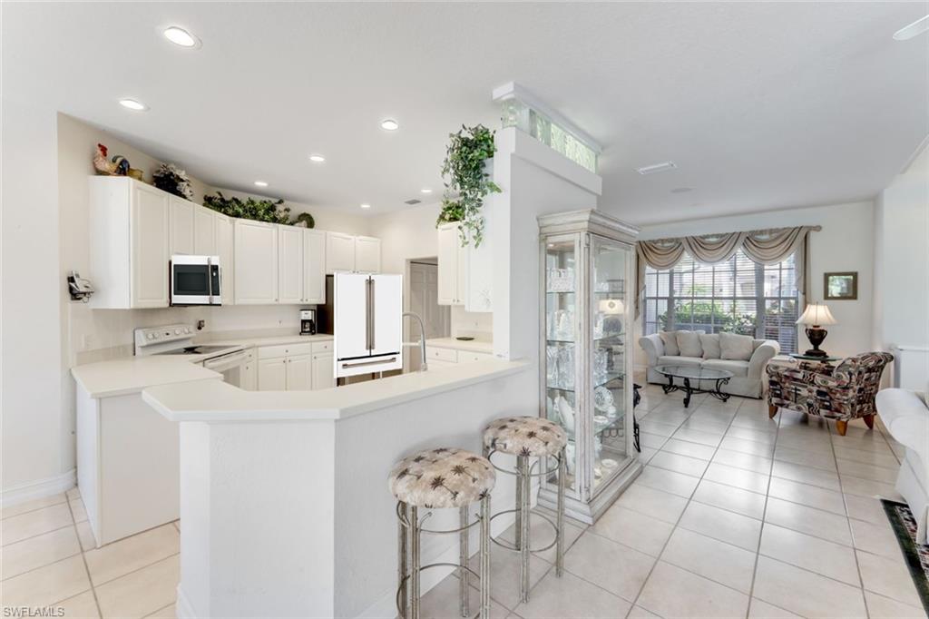 CAPE HARBOUR - Residential