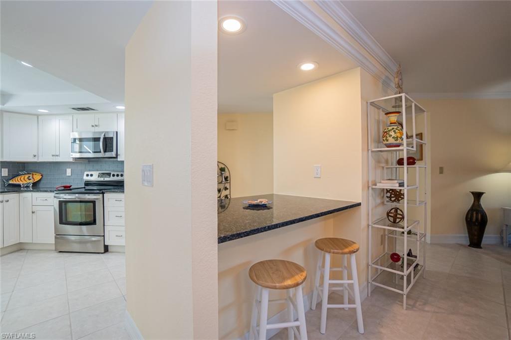 HALYARD CLUB CONDO - Residential