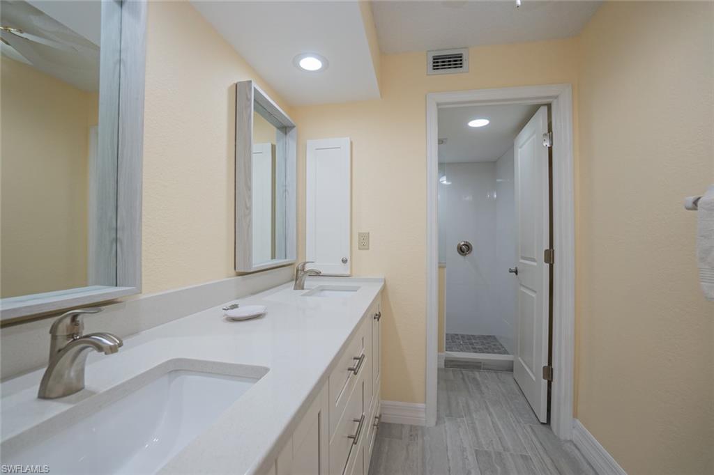 HALYARD CLUB CONDO - Residential