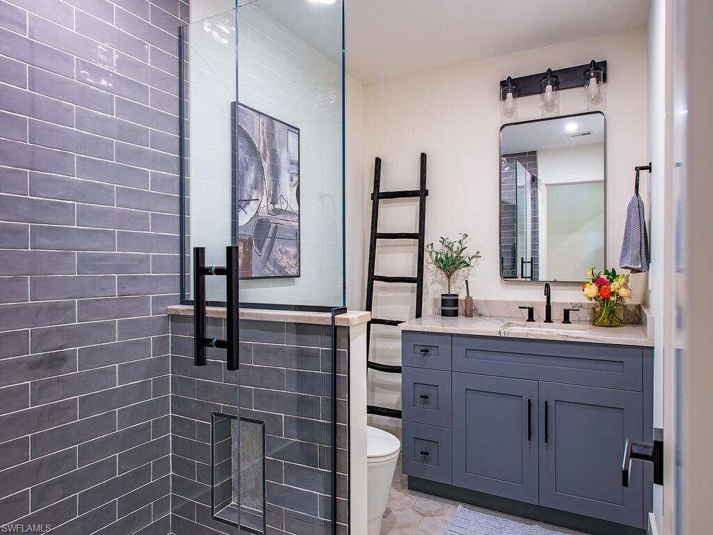 SPANISH WELLS - Residential