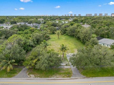 172 HICKORY RD NAPLES FL 34108