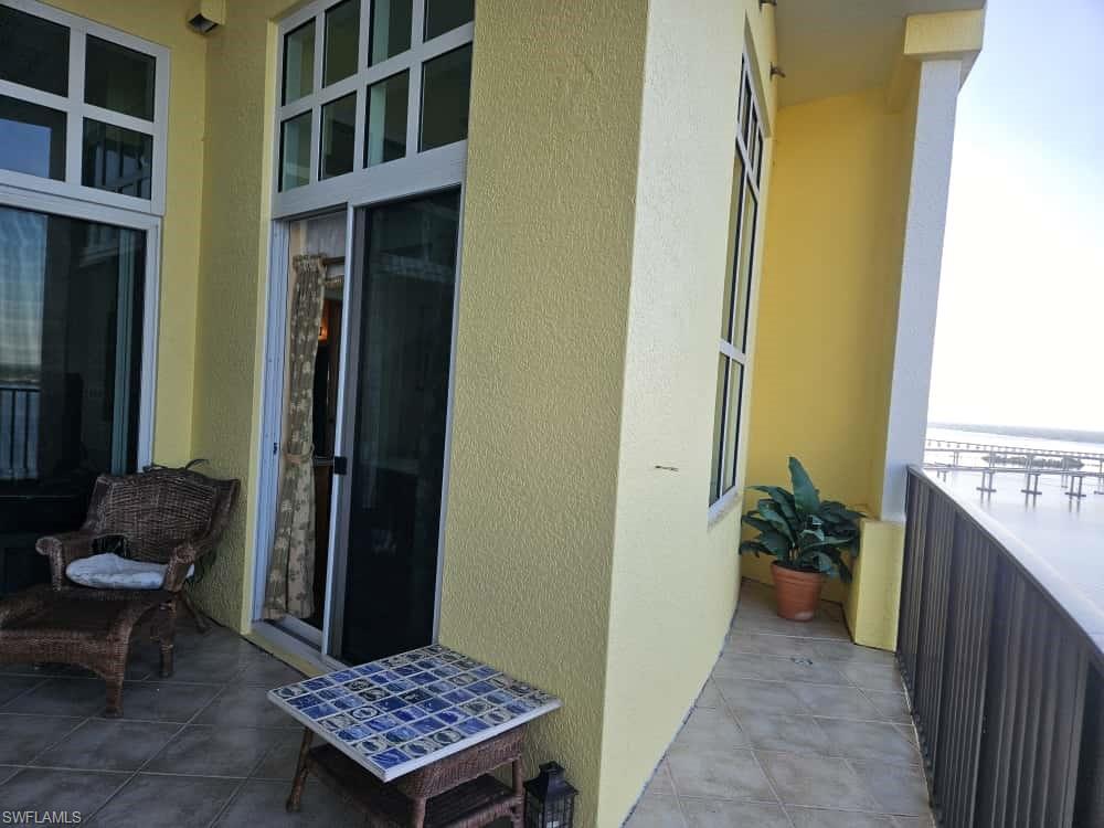 BEAU RIVAGE - Residential Lease