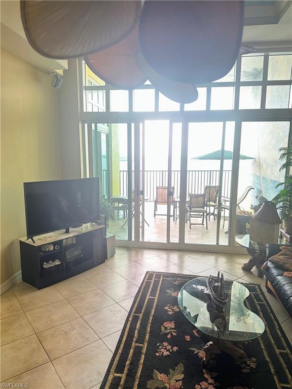 BEAU RIVAGE - Residential Lease