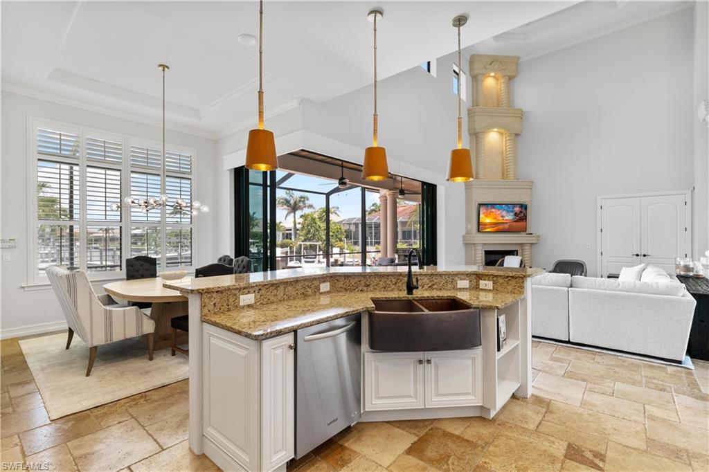 MARCO ISLAND - Residential