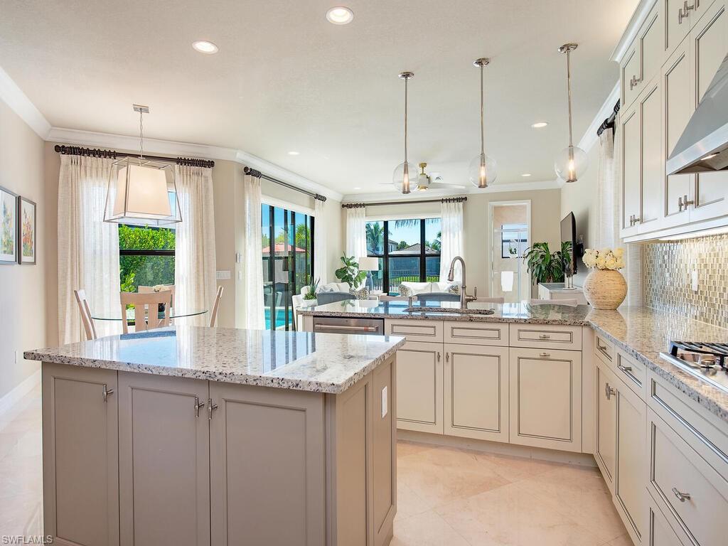 STONECREEK - Residential