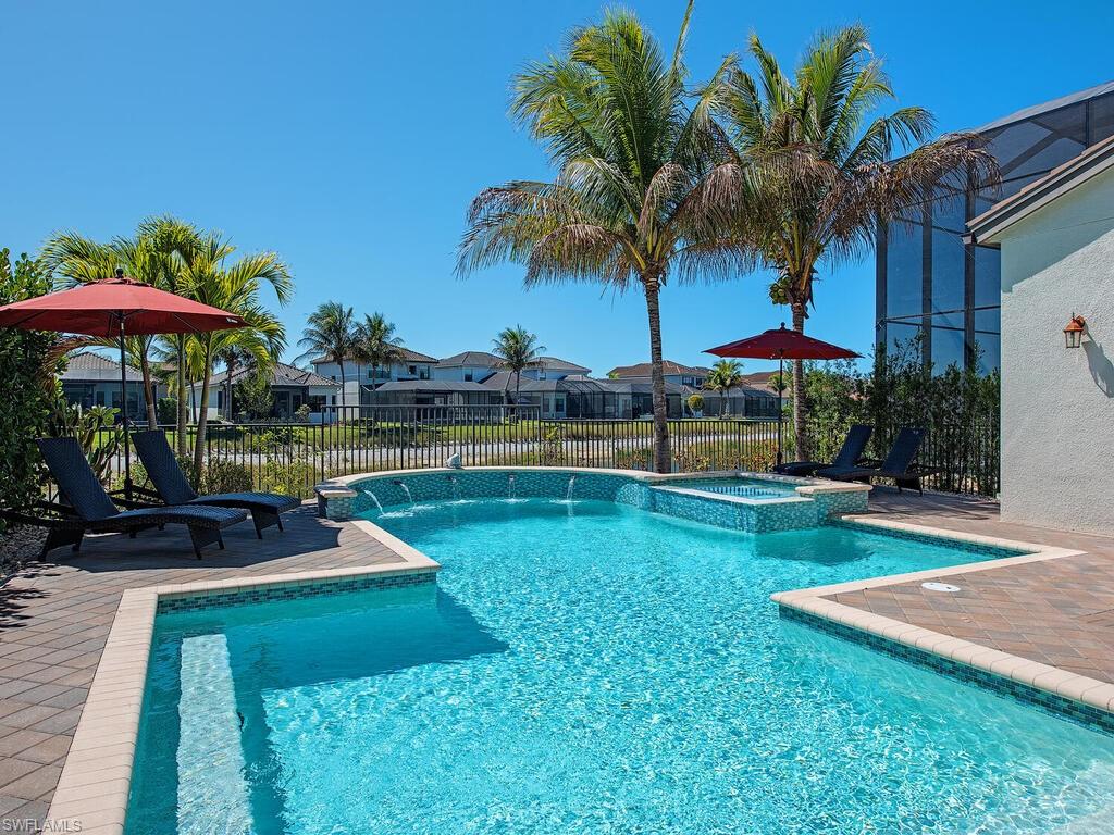 STONECREEK - Residential