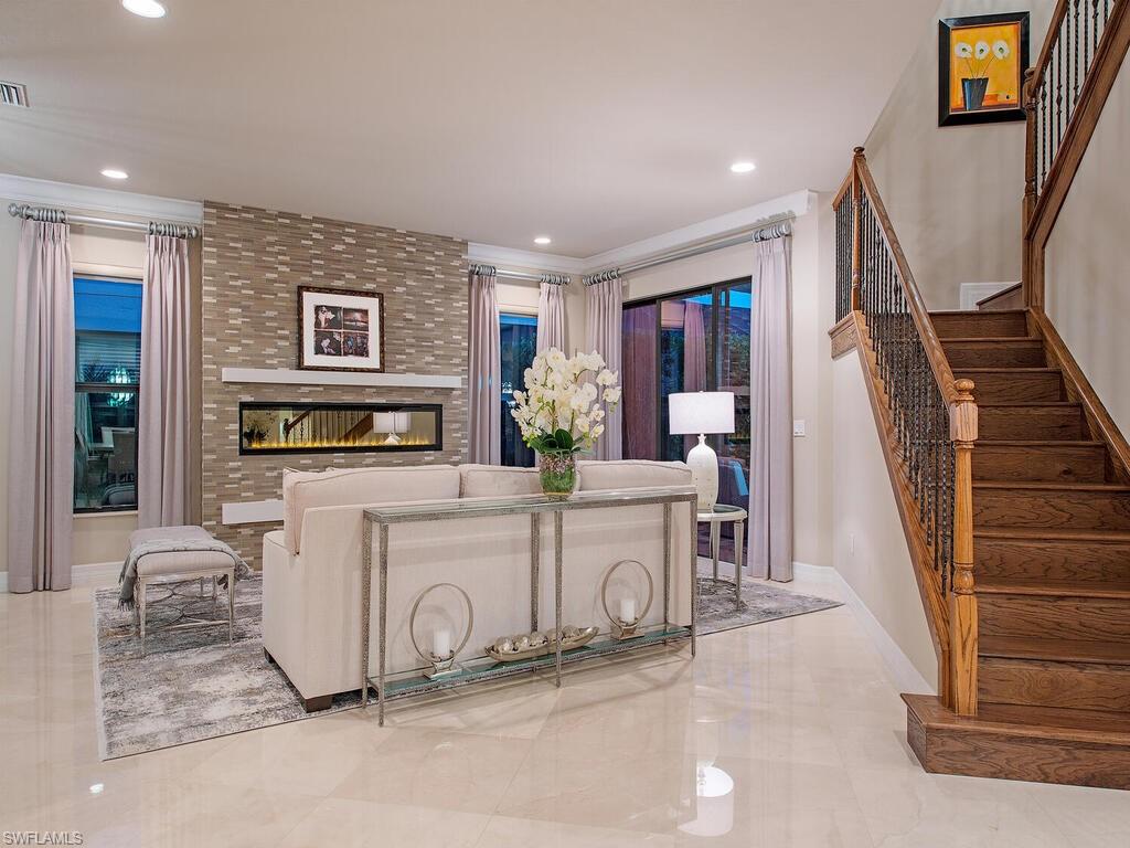 STONECREEK - Residential