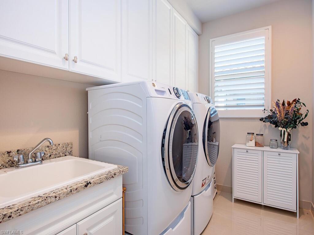 STONECREEK - Residential