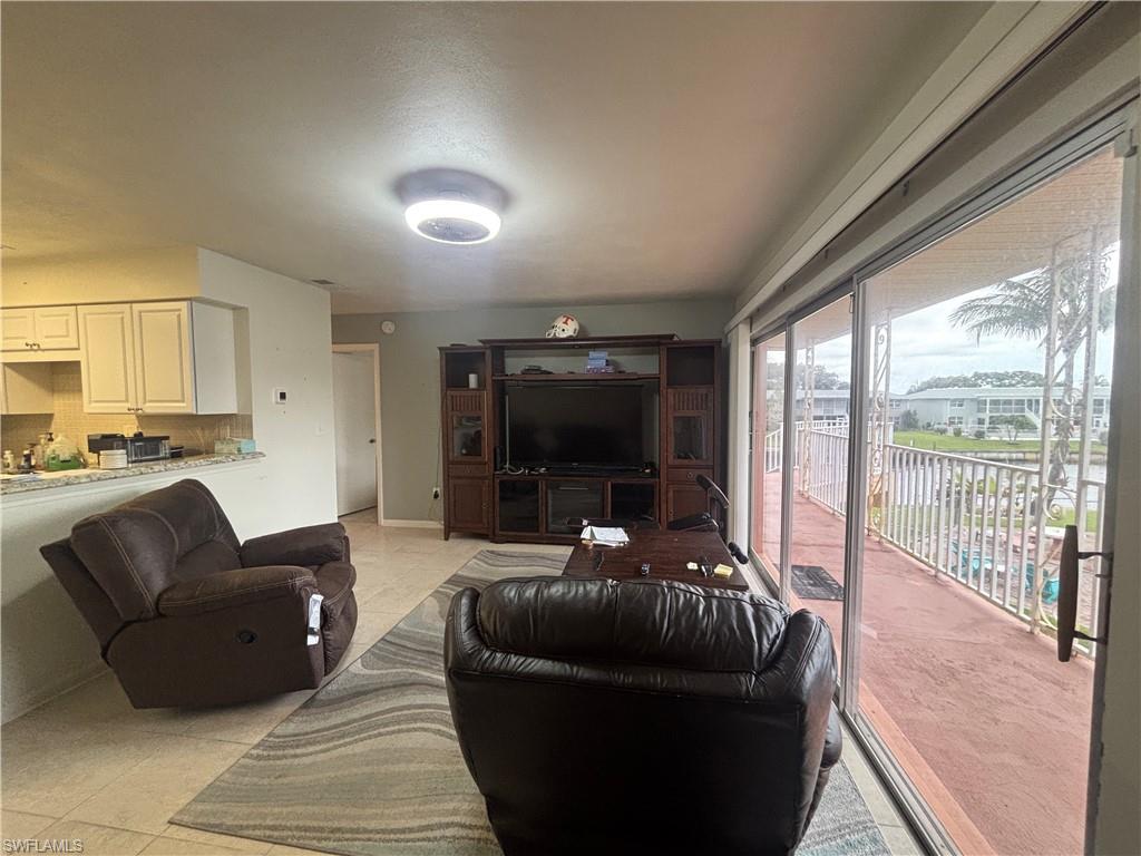 CORAL VILLAS CONDO - Residential