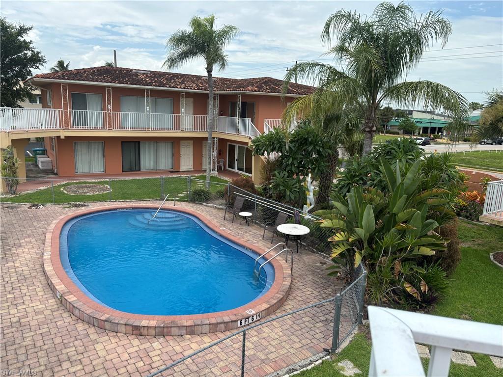 CORAL VILLAS CONDO - Residential