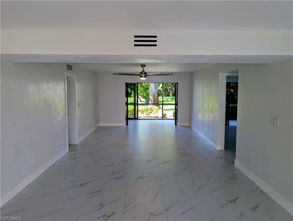 910 Vanderbilt Beach RD 414