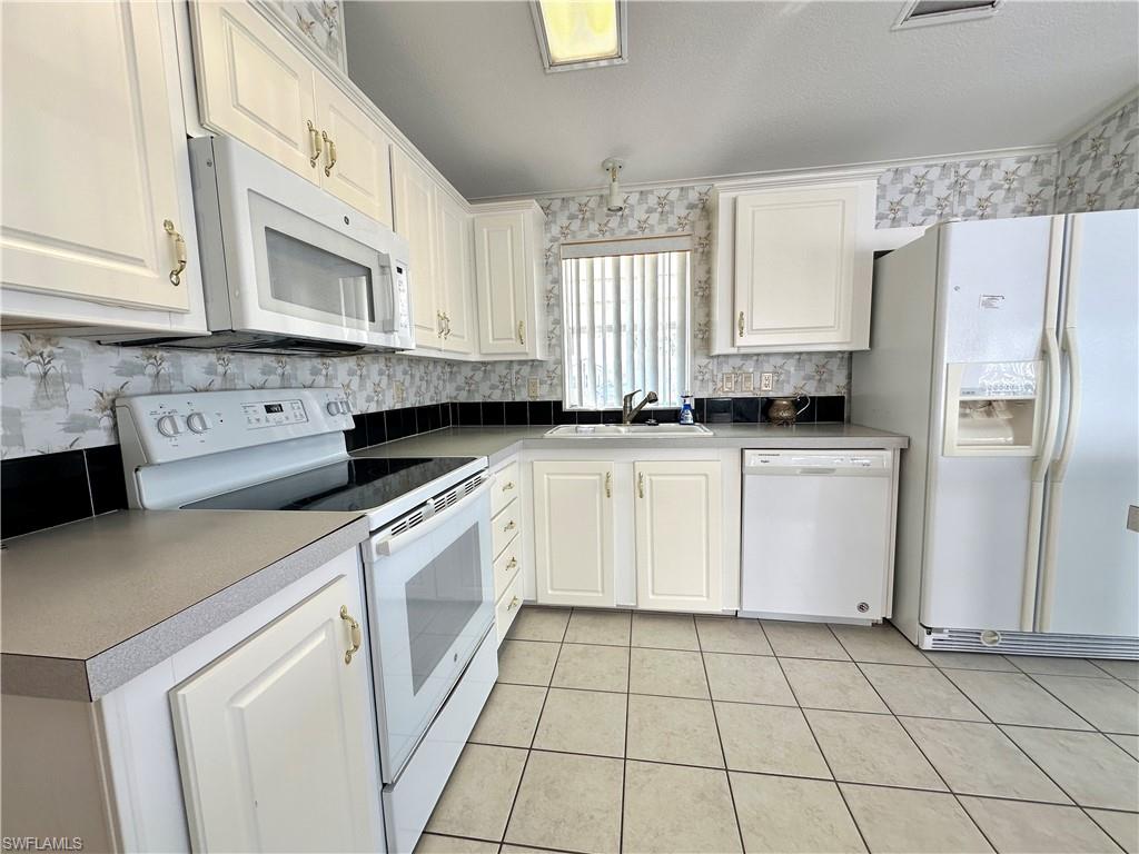 RIVERWOODS PLANTATION - Residential