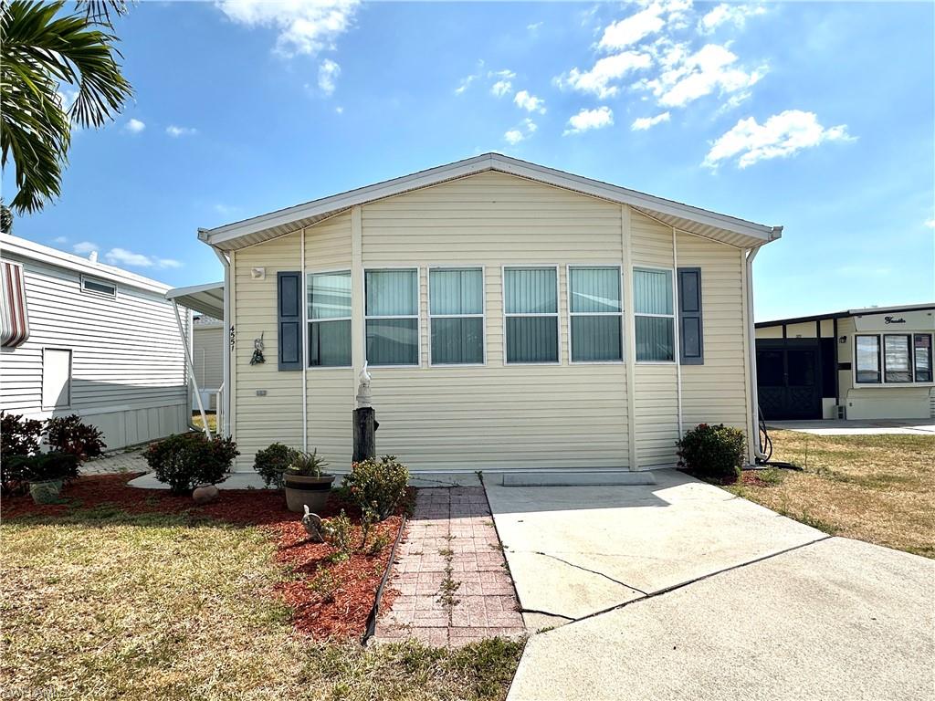 RIVERWOODS PLANTATION - Residential