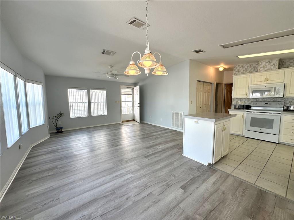 RIVERWOODS PLANTATION - Residential