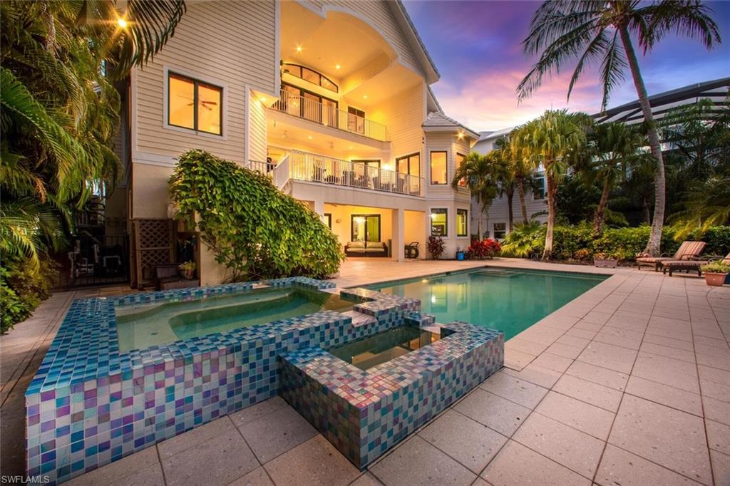 SOUTHPORT ON THE BAY - Residential