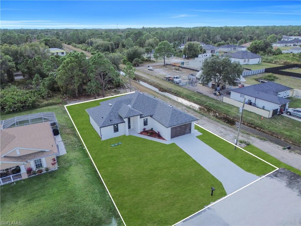 LEHIGH ACRES - Residential