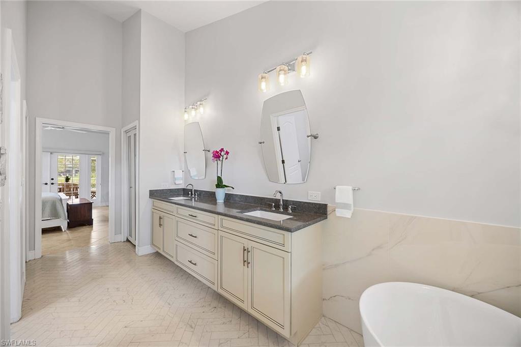 MONTEREY - Residential