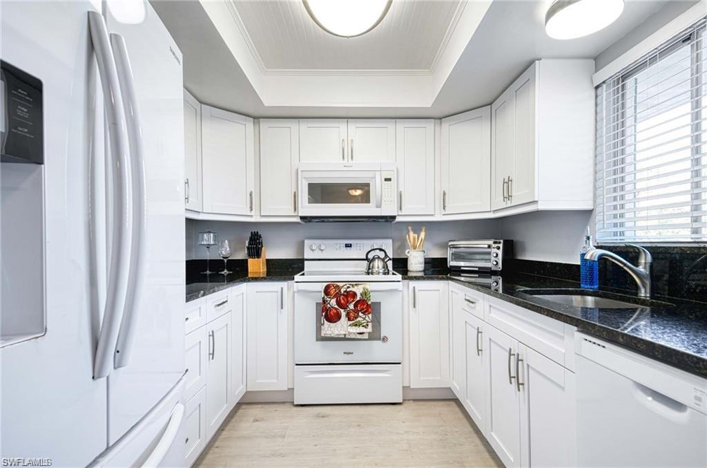 GOLF VIEW MANOR CONDO - Residential