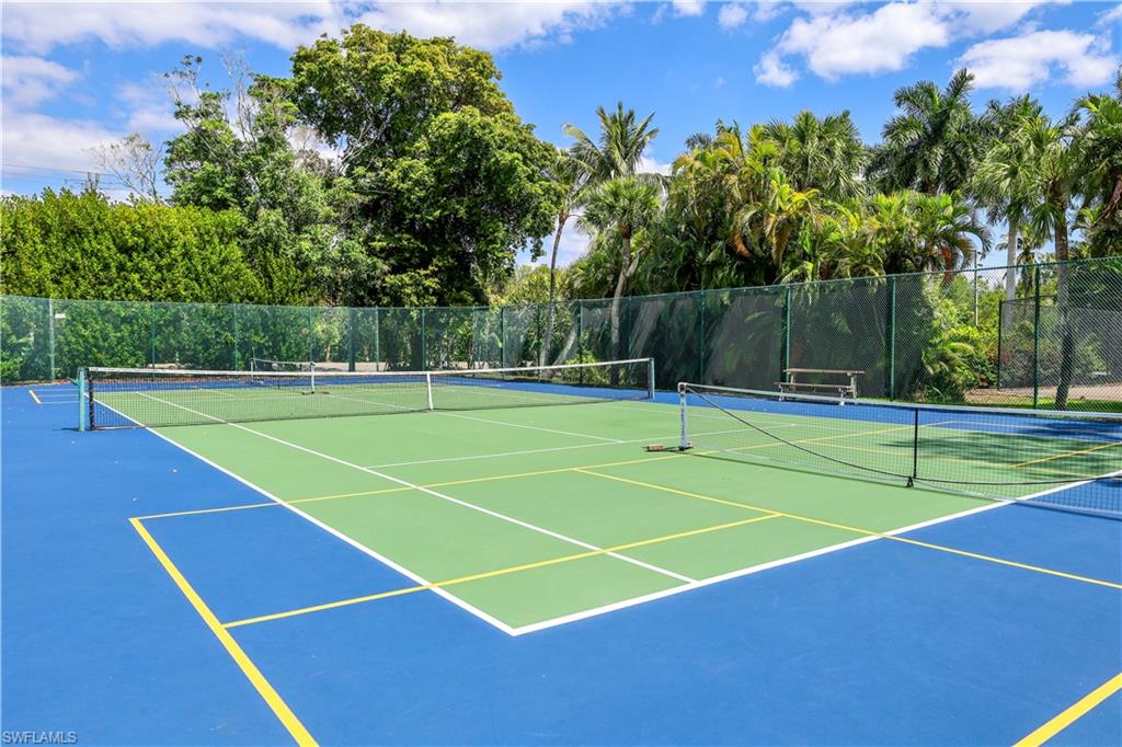 SOMERSET AT THE REEF - Residential