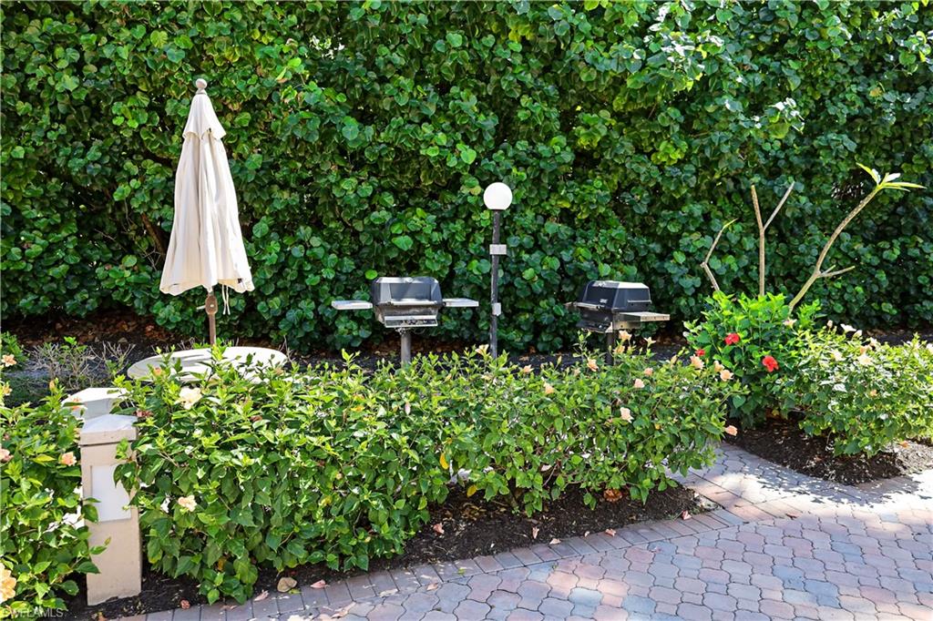 SOMERSET AT THE REEF - Residential