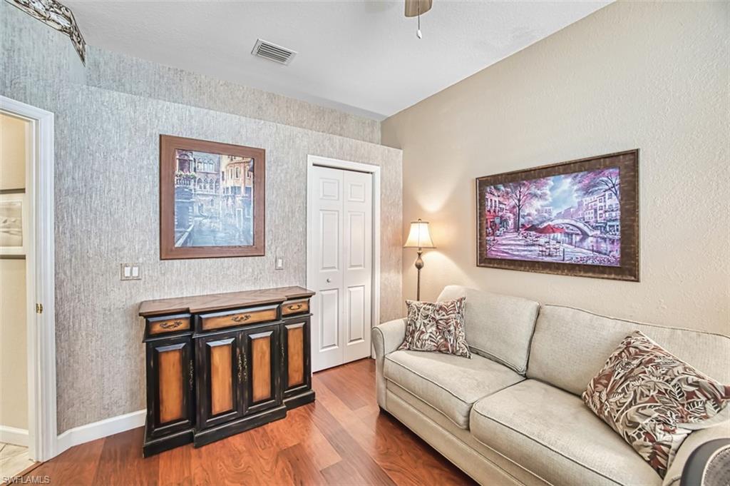 REFLECTION LAKES - Residential