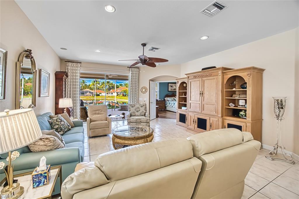 REFLECTION LAKES - Residential