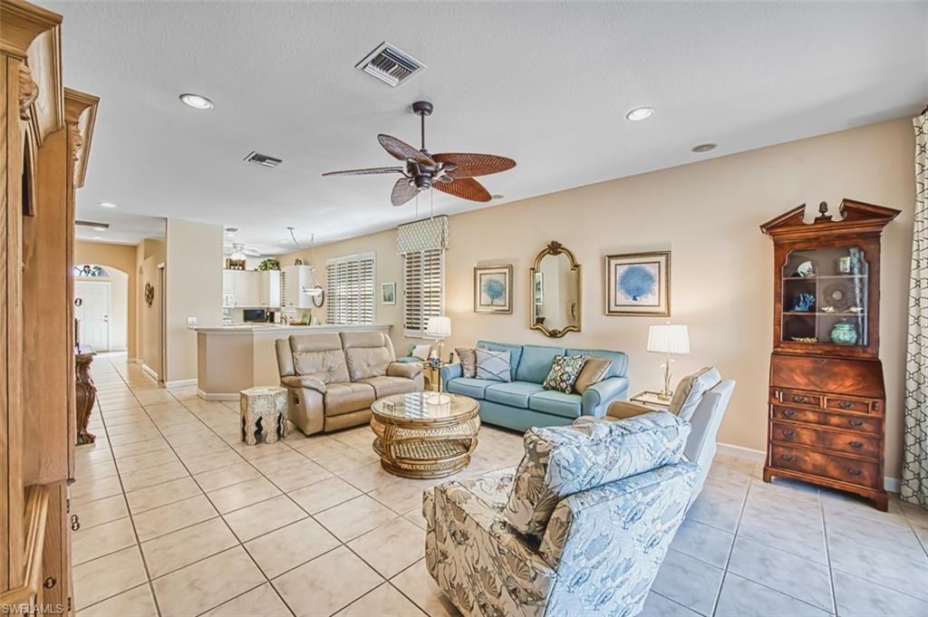 REFLECTION LAKES - Residential