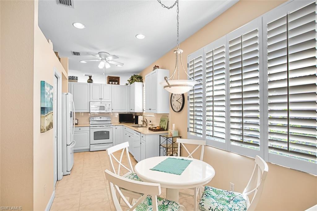 REFLECTION LAKES - Residential