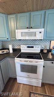 CAPN MACS MOBILE HOME - Residential