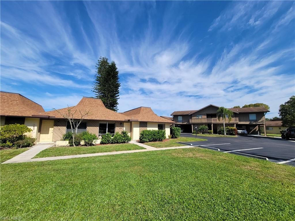 Photo of 809 Palm View DR #8, NAPLES, FL 34110 (MLS # 226017049)