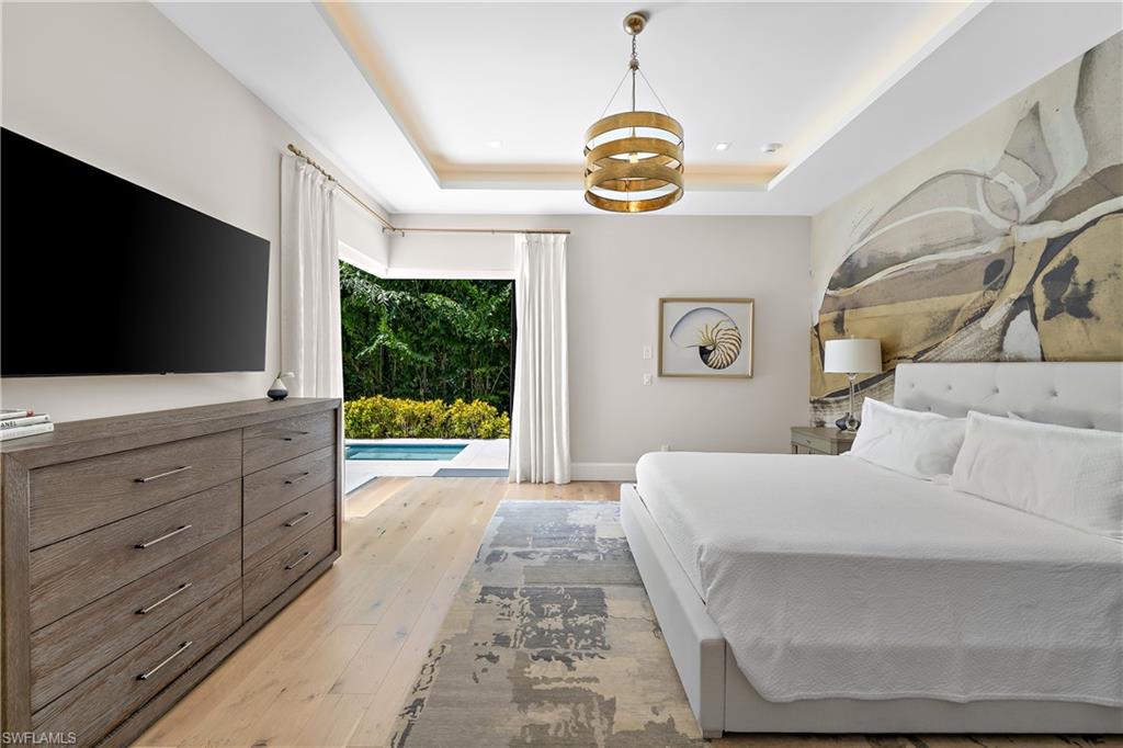 MOORINGS - Residential