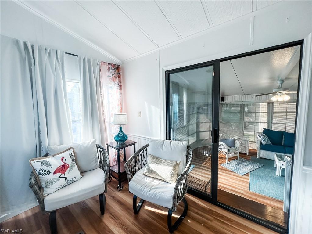 CORKSCREW WOODLANDS - Residential