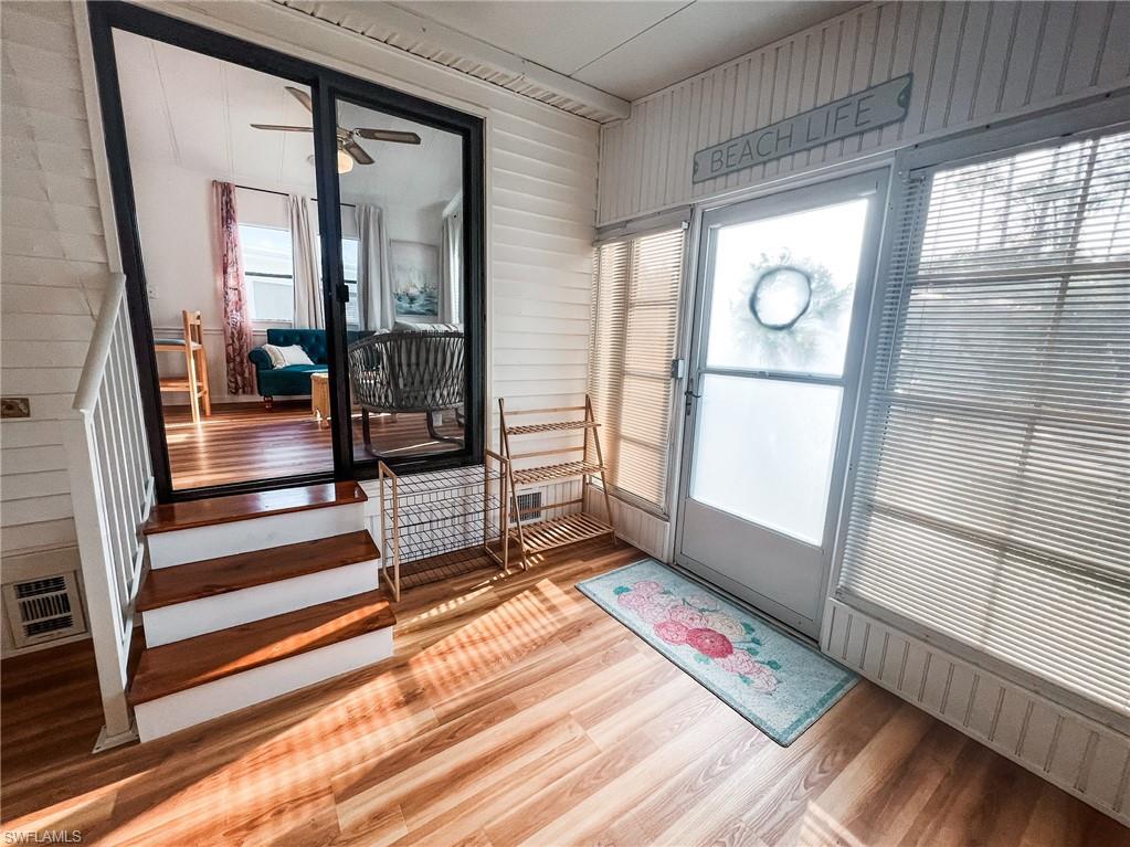 CORKSCREW WOODLANDS - Residential