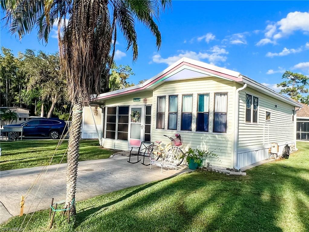 CORKSCREW WOODLANDS - Residential