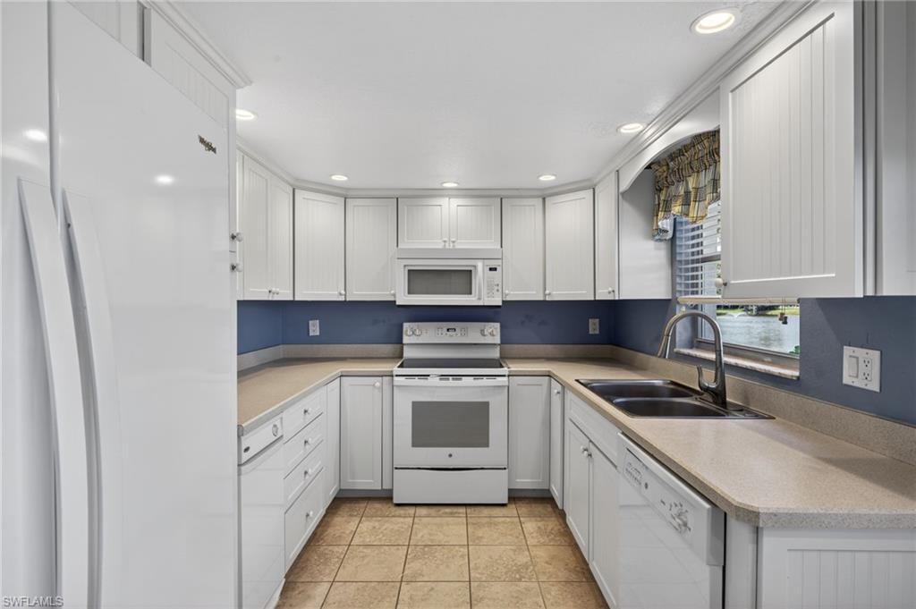 MYERLEE GARDENS CONDO - Residential