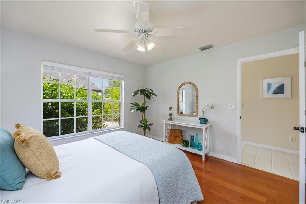 DEERWOOD VILLAS - Residential